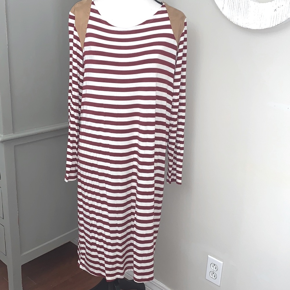 Caralase long sleeve midi length dress